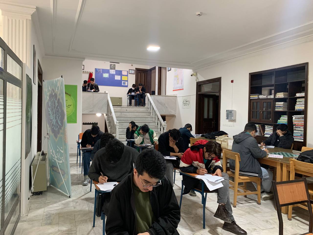 آزمون ارزشیابی تحصیلی گزینه دو  امروز جمعه ۰۸/۱۶